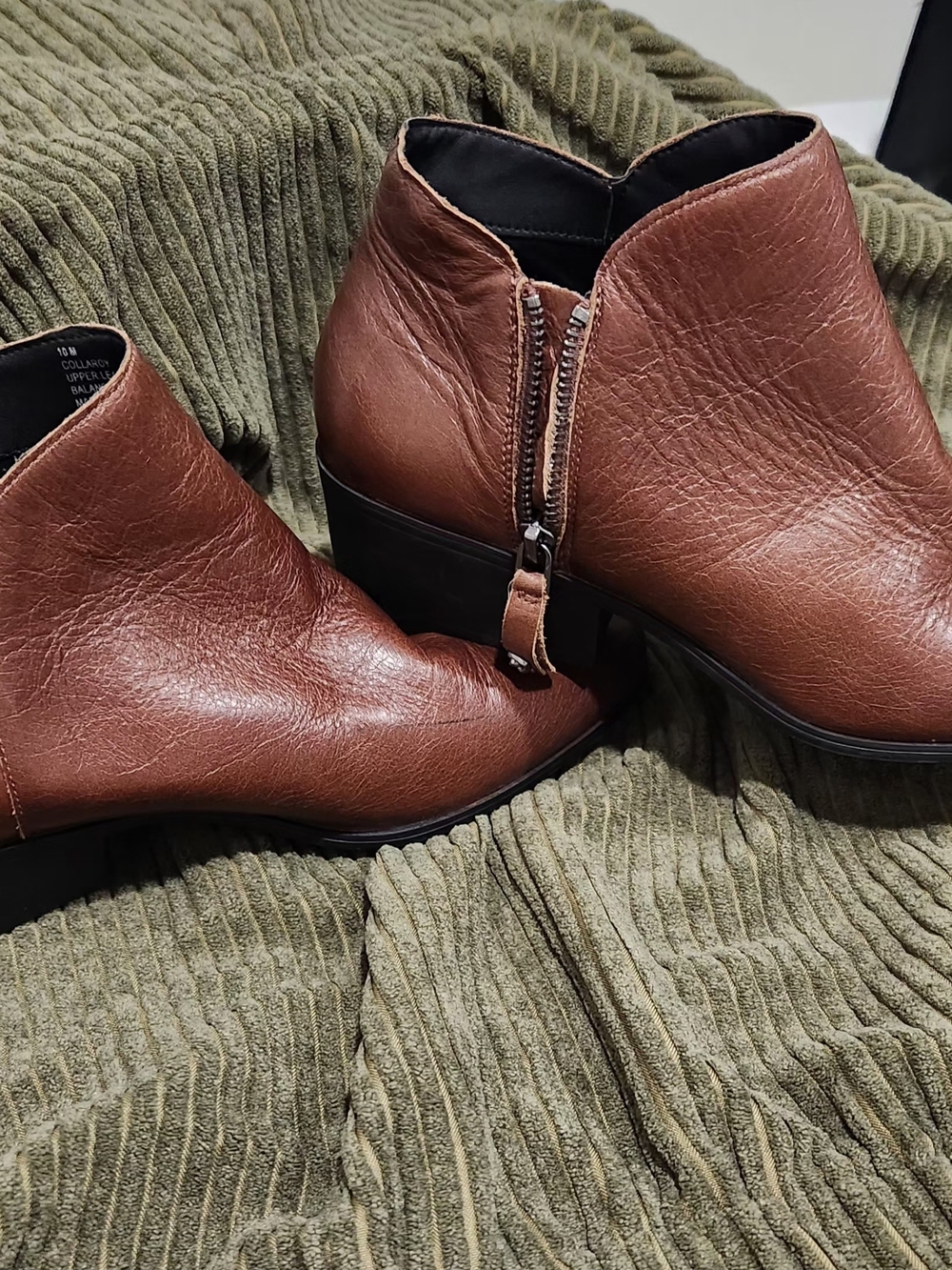 AEROSOLES Brown Leather Boots Women's Size 10 NEW